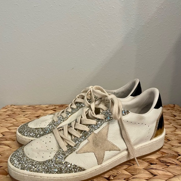 Pre-owned. Worn only a few times. Purchased February 2023 - Picture 7 of 9